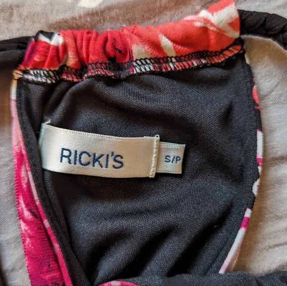 Rick's Maxi Dress - Picture 9 of 10